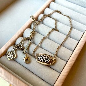 Elisa Gold Pendant Necklace In Rose Gold Filigree